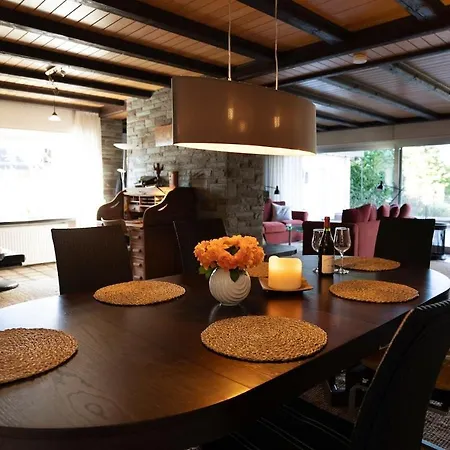 Exklusive Landvilla Mit Pool, Sauna Und Garten Villa