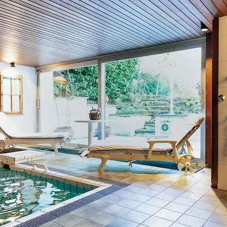Villa Exklusive Landvilla Mit Pool, Sauna Und Garten *