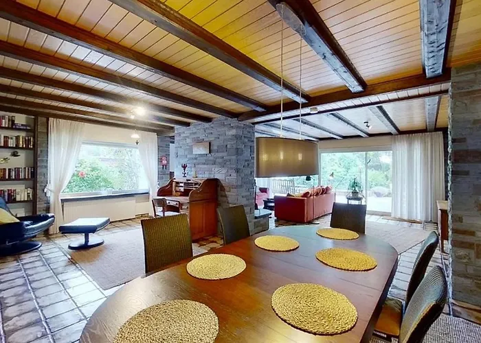 Exklusive Landvilla Mit Pool, Sauna Und Garten Villa